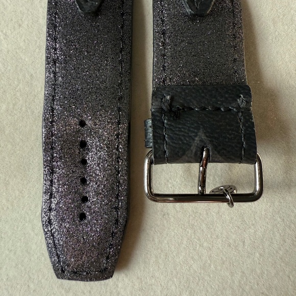 Apple Watchband - Picture 4 of 4